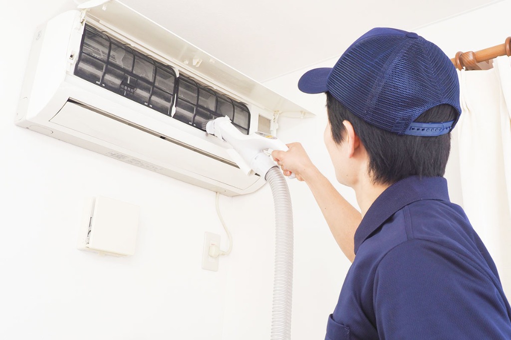 エアコンの悪臭・汚れをプロが解決いたします